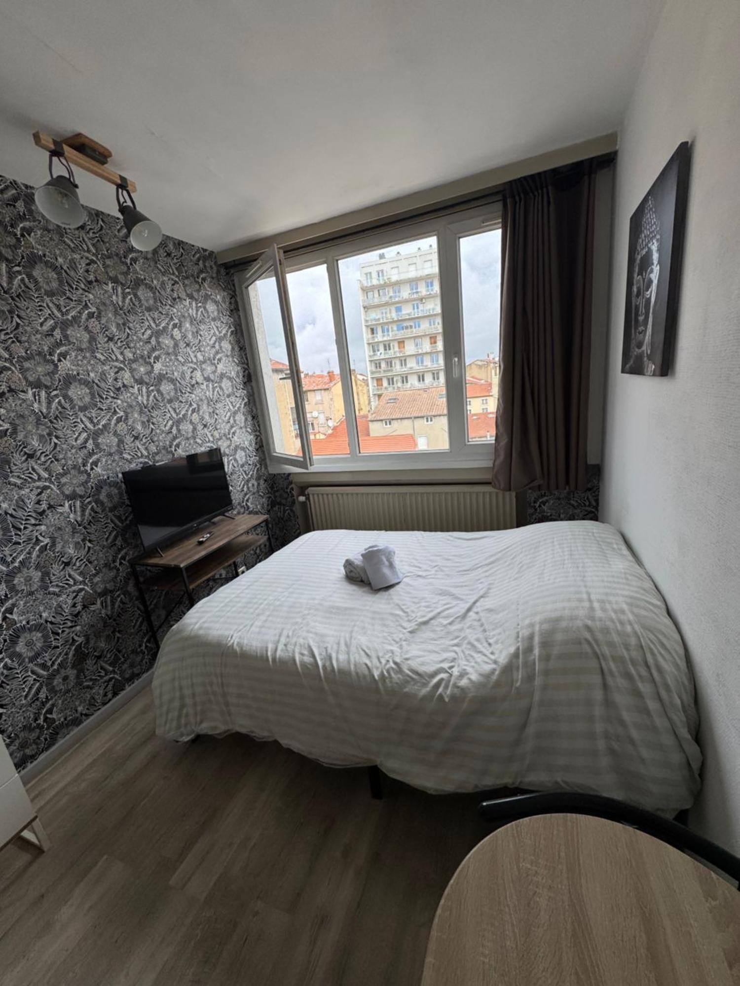 Studio Au Coeur De Valence 45 외부 사진